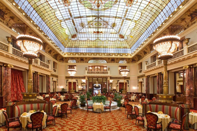 МОДЕРН В МОСКВЕ 